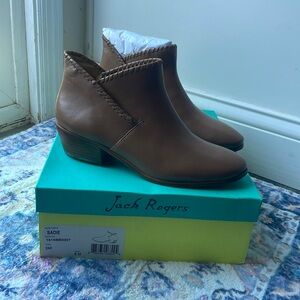 Brand new - Jack Rogers brown leather ankle boots - size 9.